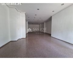 SE VENDE LOCAL COMERCIAL EN NOVELDA EN ZONA MARIA CRISTINA (ALICANTE)