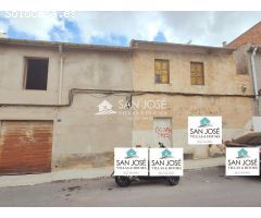 SE VENDEN DOS CASAS PARA DERRIBAR O REFORMAR TOTALMENTE EN ASPE