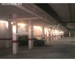 VENTA DE LOTE  DE 15 PLAZAS DE GARAJE EN TORREVIEJA