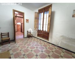 VENTA DE CASA EN ASPE EN LA  ZONA  DEL CENTRO PARA REFORMAR