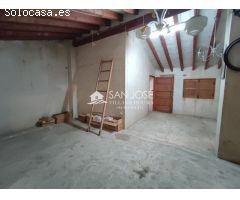 VENTA DE CASA EN ASPE EN LA  ZONA  DEL CENTRO PARA REFORMAR