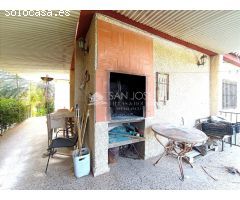 OPORTUNIDAD DE CHALET CERCA DEL MAR