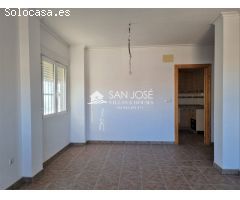 SE VENDE  BUNGALOW EN SALINAS A ESTRENAR (ALICANTE) SPAIN