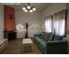 SE VENDE CASA EN PINOSO, PERFECTO ESTADO, PARA ENTRAR A VIVIR
