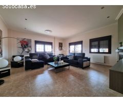 SE VENDE ESTUPENDO CHALET EN NOVELDA (ALICANTE) SPAIN