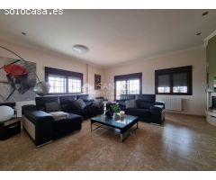 SE VENDE ESTUPENDO CHALET EN NOVELDA (ALICANTE) SPAIN