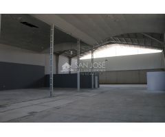 VENTA DE NAVE INDUSTRIAL EN PINOSO