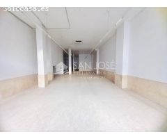 VENTA DE AMPLIO LOCAL COMERCIAL EN EL BARRIO DEL PROGRESO, MURCIA