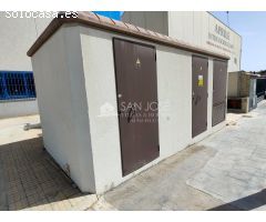 SE VENDE NAVE INDUSTRIAL CON 375 KAVEAS DE LUZ EN ZONA INDUSTRIAL EN ASPE