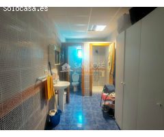 SE VENDE NAVE INDUSTRIAL CON 375 KAVEAS DE LUZ EN ZONA INDUSTRIAL EN ASPE