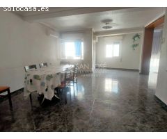 SE VENDE PISO EN BUEN ESTADO EN EL CENTRO DE ASPE