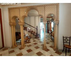 SE VENDE CASA SEÑORIAL DEL SIGLO XIX CON GRAN PATIO PARA REFORMAR PARCIALMENTE EN ASPE