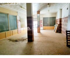 SE VENDE LOCAL QUE HACE ESQUINA EN BUENA ZONA DE ASPE