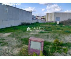 SE VENDE TERRENO INDUSTRIAL EN ASPE TRES HERMANAS