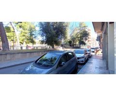 SE VENDE LOCAL COMERCIAL EN ELDA EN PLAZA CASTELAR