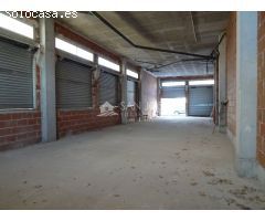 SE VENDE Y ALQUILA LOCAL COMERCIAL PARA REFORMAR CON LAS CONDICIONES A NEGOCIAR EN LA NIA EN ASPE