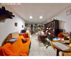 SE VENDE AMPLIO LOCAL COMERCIAL EN EL CENTRO DE HONDÓN DE LAS NIEVES