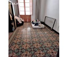 SE VENDE CASA SEÑORIAL EN NOVELDA EN ZONA LA GLORIETA.