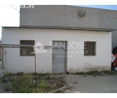 VENTA  DE NAVE INDUSTRIAL EN ASPE ZONA CAMPO DE FUTBOL