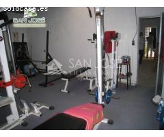 VENTA DE LOCAL COMERCIAL EN NOVELDA EN MUY BUENA ZONA