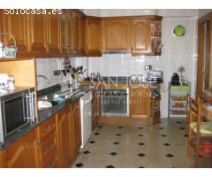 SE VENDE EDIFICIO EN ASPE, LOCAL COMERCIAL MAS VIVIENDA Y PLANTA SÓTANO, PRECIO A CONVENIR