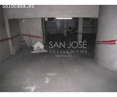 Inmobiliaria San Jose vende plaza de garaje en el centro de Novelda