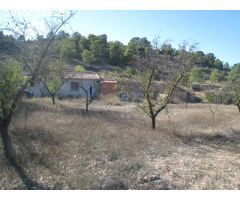 Se vende casa de campo en finca en la Romana en el paraje natural de la Boquera. Se aceptan ofertas