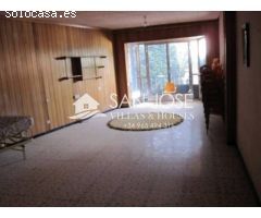 SE VENDE GRAN CASA PARA REFORMAR EN EL CENTRO DE ASPE