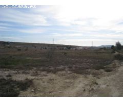 INMOBILIARIA SAN JOSE VILLAS AND HOUSES VENDE PARCELA EN ALENDA GOLF