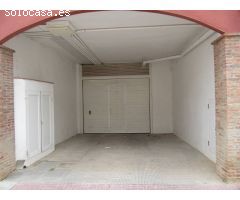 VENTA CASA ADOSADA PRIMERAS CALIDADES , BUEN PRECIO