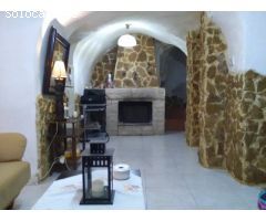 BONITA CASA CUEVA EN HONDON DE LAS NIEVES,ALICANTE,ESPAÑA
