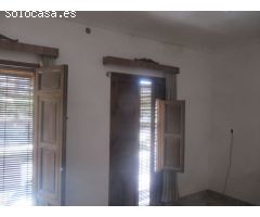 VENTA CASA CON LOCAL COMERCIAL