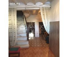 VENTA DE CASA SOLAR EN ASPE EN ZONA CENTRO