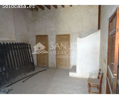 INMOBILIARIA SAN JOSE VENDE CASA DE CAMPO ADOSADA EN LA ROMANA ZONA ALCANA