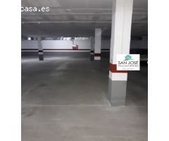 SE VENDE PLAZA DE GARAJE CON TRASTERO EN ASPE