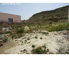 VENTA DE TERRENO INDUSTRIAL EN ASPE EN POLÍGONO, MUY BIEN UBICADO PARA AUTOVIAS  CERCA DE ELCHE