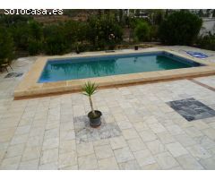 BONITO CHALET EN HONDON DE LAS NIEVES EN BUENA ZONA