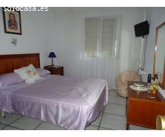 BONITO CHALET EN HONDON DE LAS NIEVES EN BUENA ZONA