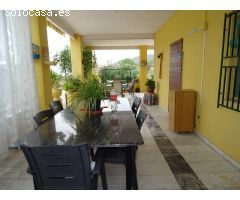 BONITO CHALET EN HONDON DE LAS NIEVES EN BUENA ZONA