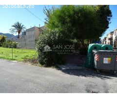 VENTA DE PARCELA URBANA EN HONDÓN DE LOS FRAILES EN ZONA CENTRO