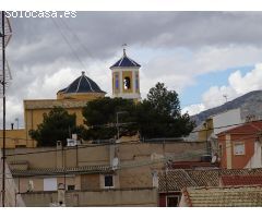 SE VENDE EDIFICIO CON DOS PISOS Y UN LOCAL COMERCIAL EN EL CENTRO DE HONDÓN DE LAS NIEVES.