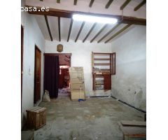 VENTA DE CASA SOLAR EN ASPE EN ZONA CENTRO MUY BIEN UBICADA
