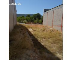 VENTA DE PARCELA INDUSTRIAL EN POLÍGONO DE HONDÓN DE LAS NIEVES-ALICANTE