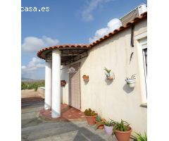 VENTA DE CHALET EN LA ROMANA-ALICANTE MUY BIEN SITUADO CON CASA DE INVITADOS