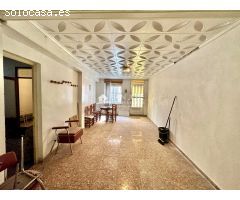 VENTA DE CASA EN EL CENTRO DE ASPE, PARA REFORMAR PARCIALMENTE