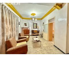 VENTA DE CASA EN EL CENTRO DE ASPE, PARA REFORMAR PARCIALMENTE
