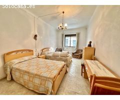 VENTA DE CASA EN EL CENTRO DE ASPE, PARA REFORMAR PARCIALMENTE