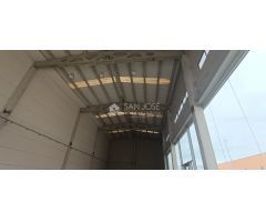 SE ALQUILA NAVE INDUSTRIAL EN NOVELDA ZONA POLIGONO FONDONET