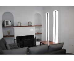 SE VENDE CASA EN VILLENA, CÉNTRICA PARA ENTRAR A VIVIR