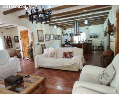 VENTA DE CHALET EN HONDON DE LOS FRAILES, PARA ENTRAR A VIVIR